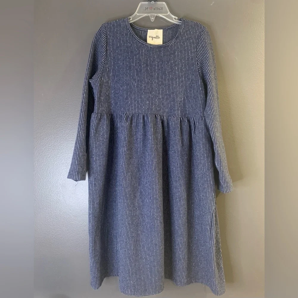 Vignette Madison Dress Blue Striped Kids Navy Dress size 8Y